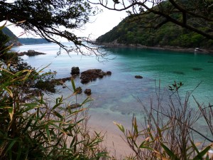 Der Strand in der Nähe meines Hotels in Shimoda