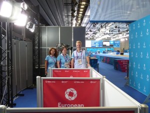 Mit meinen Teamkollegen Kamala und Nicklas in der Mixed Zone von Crystal Hall 3 (Taekwondo/Fechten) in Baku